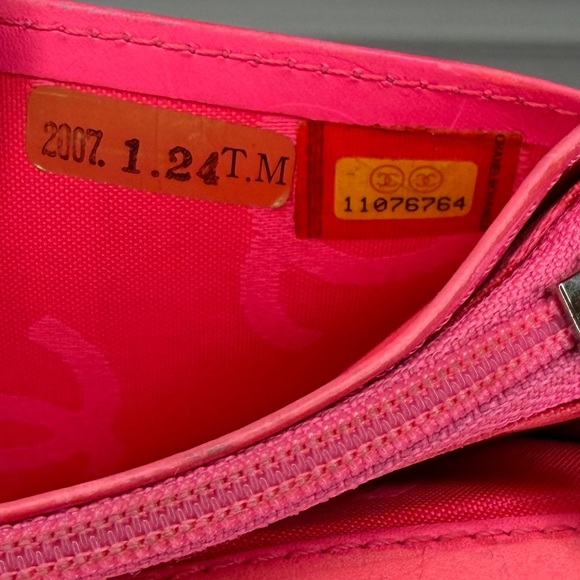 Chanel Cambon Long Bifold Wallet – Black & Pink Leather | Full Set - Picture 11 of 11